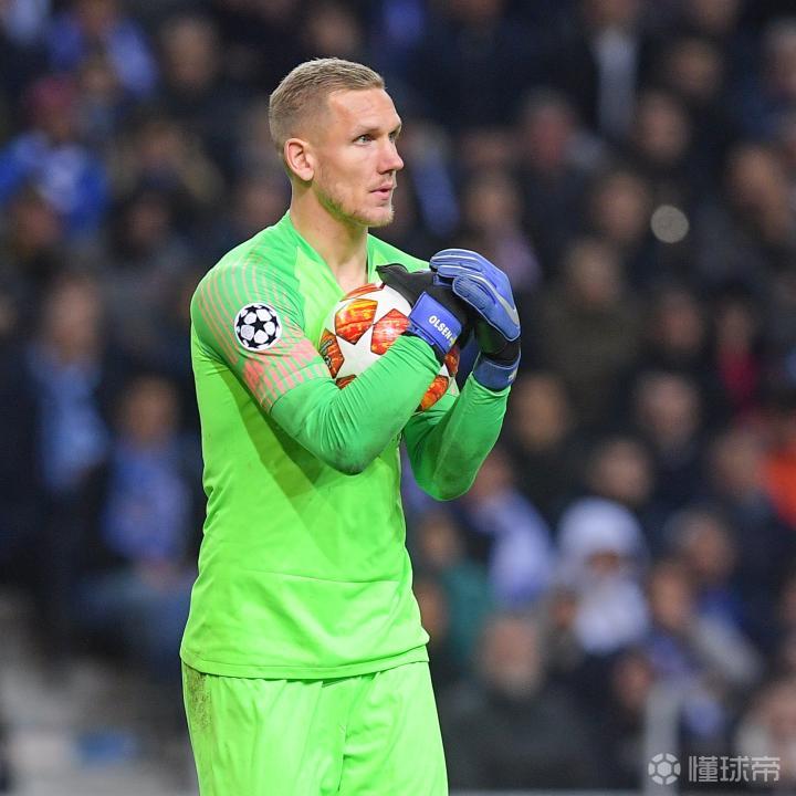 意甲倒计时，阿斯顿维拉赛前官宣签约，细节引发关注，管理层满意，赛程密集仍需轮换的简单介绍