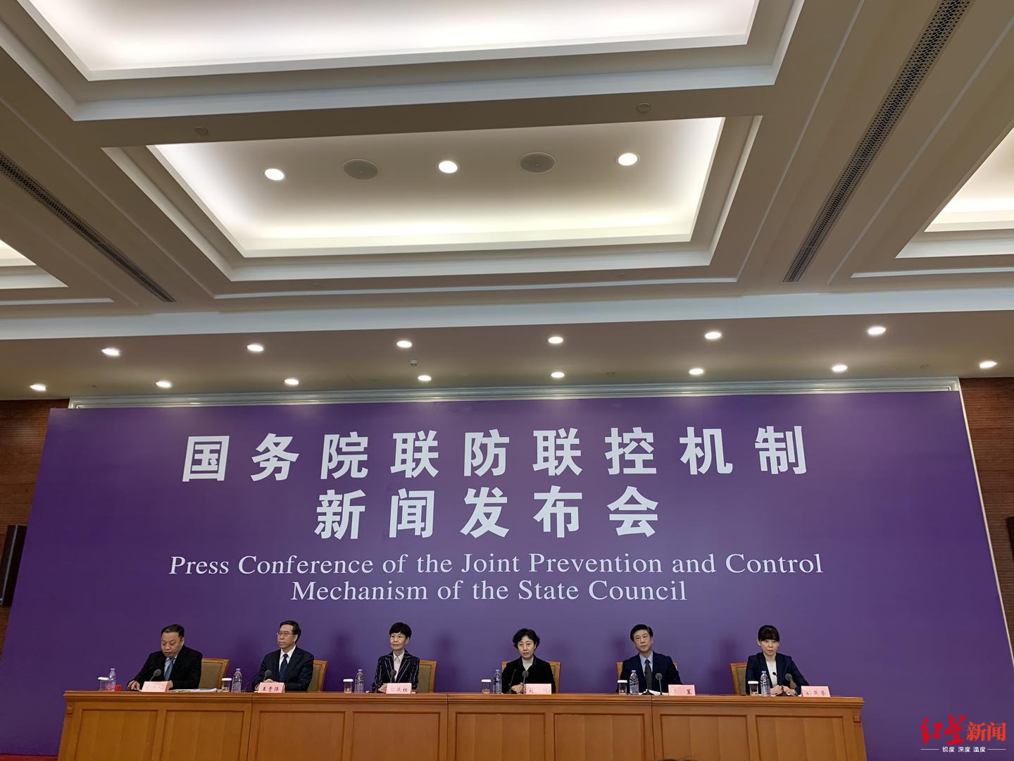  里昂发布备战花絮，加时末段防线松动，足总杯任务艰巨，医务组通报恢复